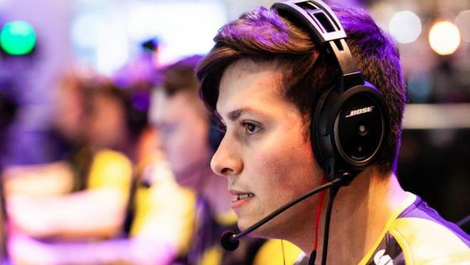 出了对于关 出了对于关